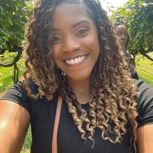 Meet your Posher, Erica